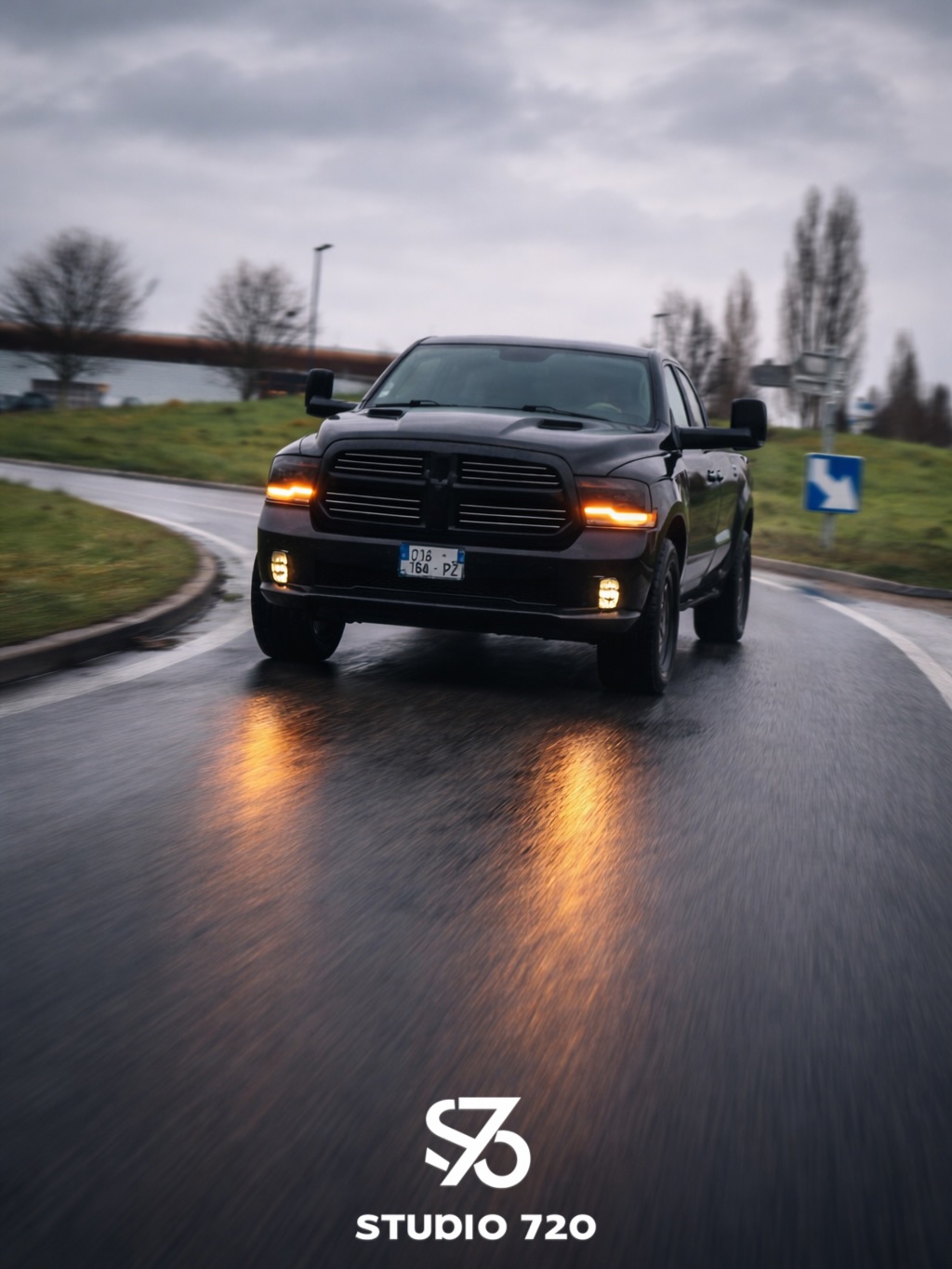 Photographie automobile professionnelle – Studio 720 Avermes